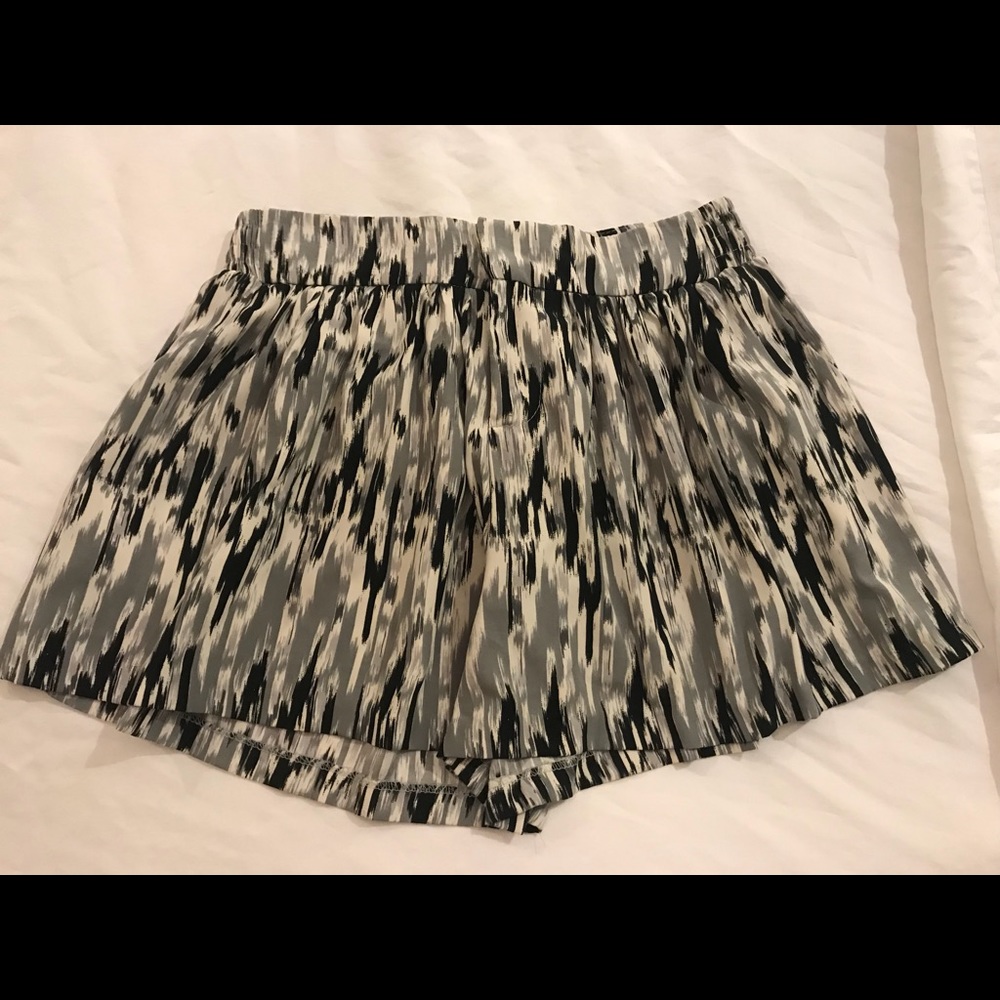 Pull on, printed soft shorts